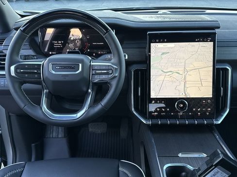 New 2026 GMC Acadia Denali w/ Super Cruise Package image 8