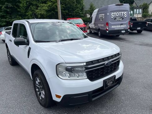 Used 2023 Ford Maverick XLT FWD image 2