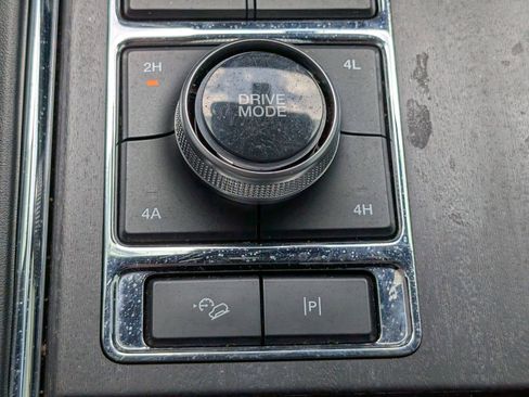 Used 2023 Ford Expedition Platinum AWD/4WD image 26