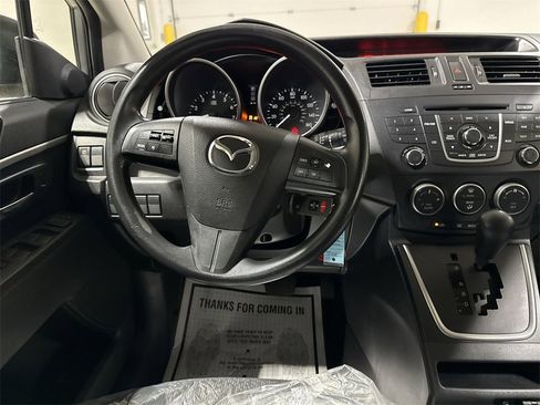 Used 2012 MAZDA MAZDA5 Sport image 11