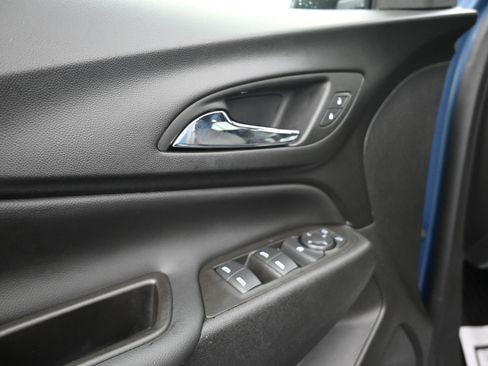 Used 2024 Chevrolet Equinox LT image 24