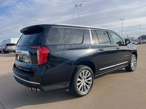 Used 2023 GMC Yukon XL Denali w/ Max Trailering Package image 3