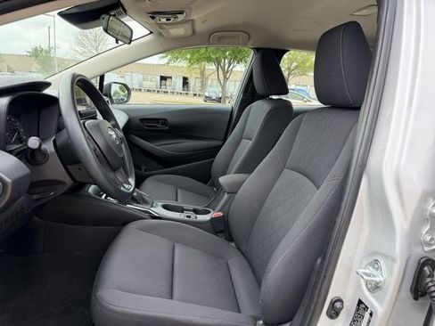 Used 2024 Toyota Corolla LE FWD image 23
