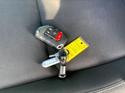 Used 2019 Jeep Wrangler Unlimited Sport S AWD/4WD image 15