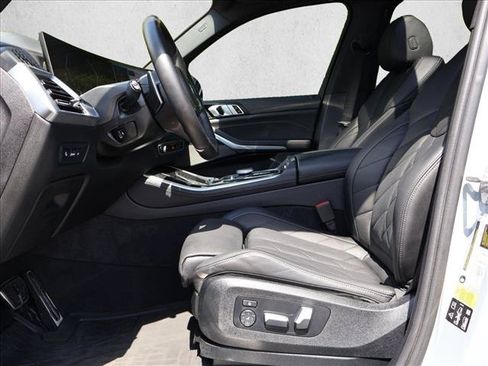 Used 2024 BMW X5 xDrive40i w/ M Sport Package AWD/4WD image 21