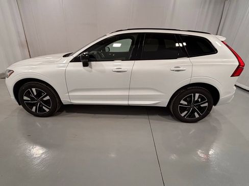 New 2026 Volvo XC60 B5 Core w/ Climate Package image 9