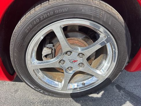 Used 2004 Chevrolet Corvette Coupe w/ Preferred Equipment Group image 10