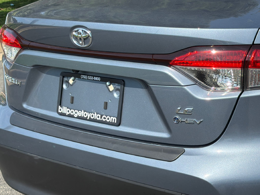 Used 2026 Toyota Corolla LE AWD/4WD image 5