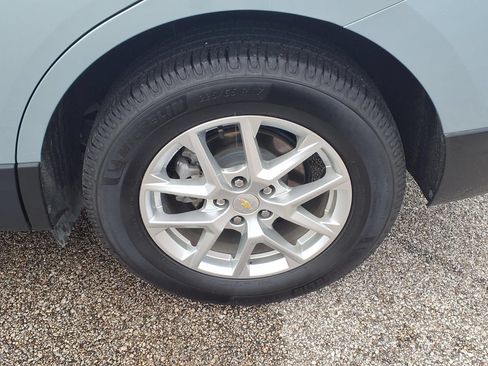 Used 2022 Chevrolet Equinox LT FWD image 25