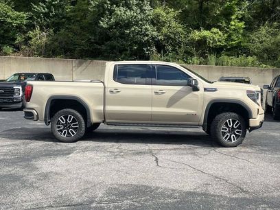Used 2022 GMC Sierra 1500 AT4 w/ AT4 Premium Package
