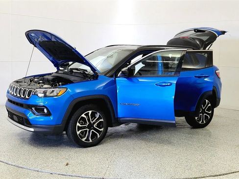 Used 2024 Jeep Compass Limited AWD/4WD image 10