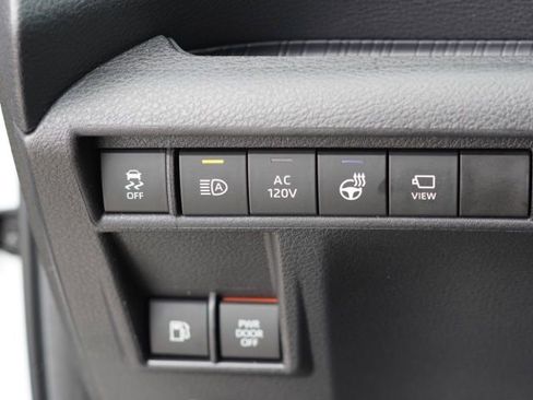 Certified 2025 Toyota Sienna Platinum AWD/4WD image 17