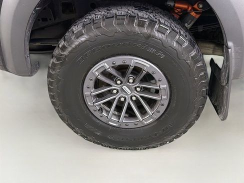 Used 2020 Ford F150 Raptor w/ Equipment Group 802A Luxury AWD/4WD image 34