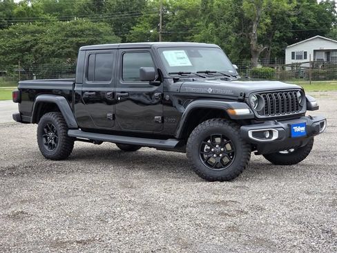 New 2026 Jeep Gladiator Sport AWD/4WD image 2