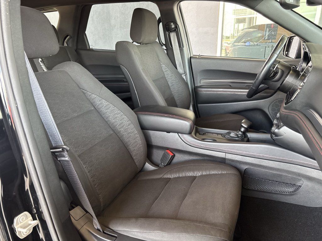 Used 2023 Dodge Durango R/T w/ Blacktop Package AWD/4WD image 28
