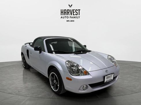 Used 2003 Toyota MR2 w/ Preferred Accessory Pkg RWD image 20
