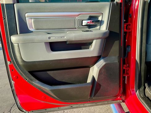 Used 2016 RAM 1500 Lone Star image 32