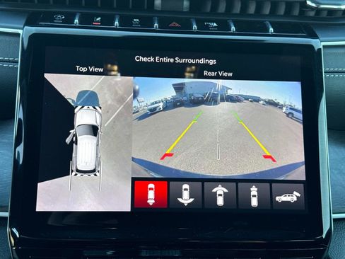 Used 2024 Jeep Grand Cherokee L Limited w/ Luxury Tech Group II image 27