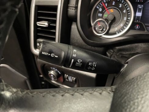 Used 2019 RAM 1500 Laramie image 26