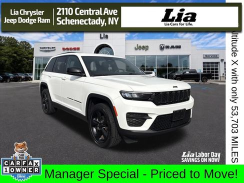Certified 2025 Jeep Grand Cherokee Altitude AWD/4WD image 1