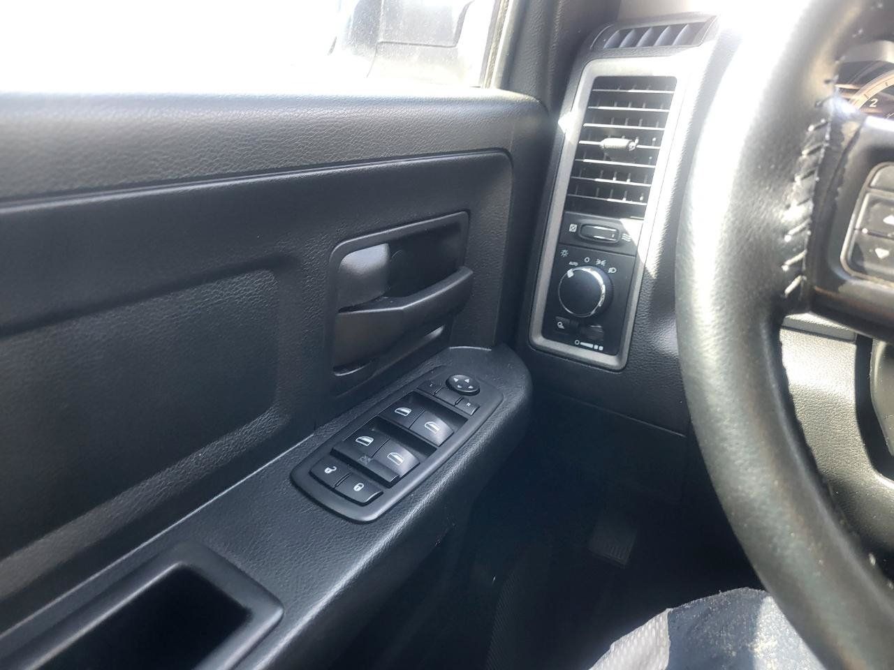 Used 2017 RAM 1500 Tradesman RWD image 63