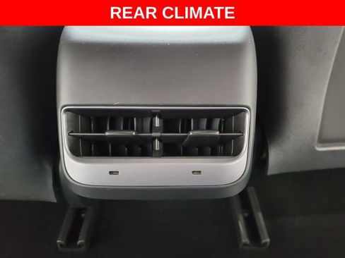 Used 2022 Tesla Model 3 Performance image 21
