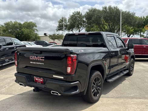 Used 2025 GMC Sierra 1500 Elevation w/ Elevation Premium Package image 12