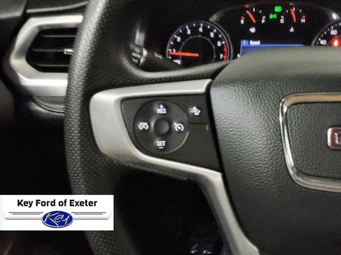 Used 2022 GMC Acadia SLE w/ Driver Convenience Package AWD/4WD image 42