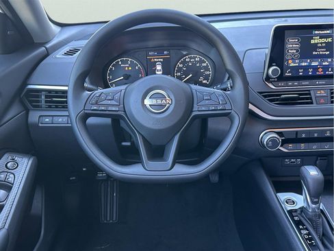 New 2025 Nissan Altima 2.5 S image 15