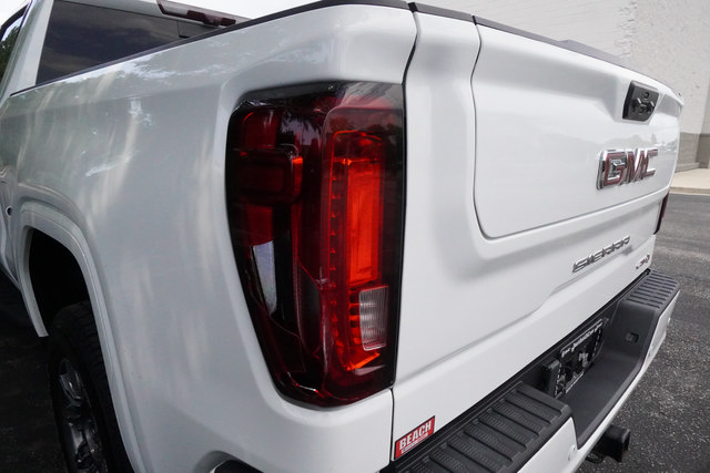 Used 2024 GMC Sierra 1500 AT4 w/ Technology Package AWD/4WD image 34