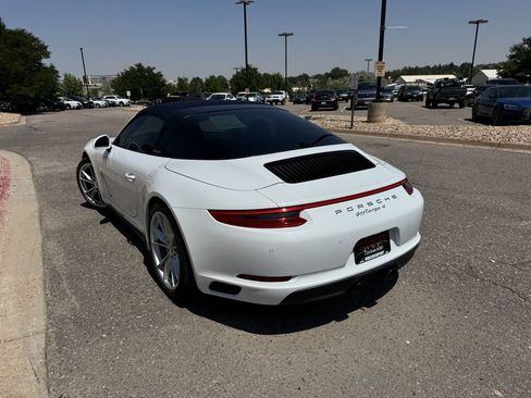 Used 2019 Porsche 911 Targa 4 AWD/4WD image 7