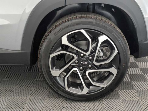 New 2026 Chevrolet Trax RS w/ Sunroof Package FWD image 14