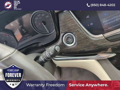 Used 2020 Cadillac XT6 Premium Luxury FWD image 23