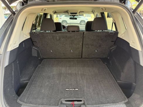 Used 2025 Nissan Rogue SV AWD/4WD image 32