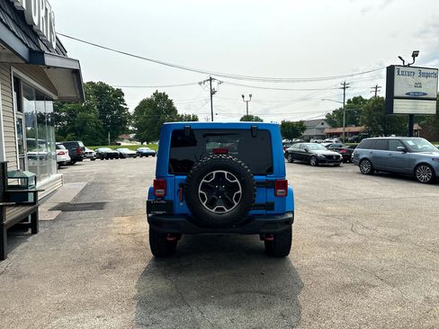 Used 2016 Jeep Wrangler Unlimited Rubicon image 5
