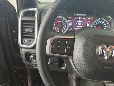 Used 2022 RAM 1500 Big Horn AWD/4WD image 23