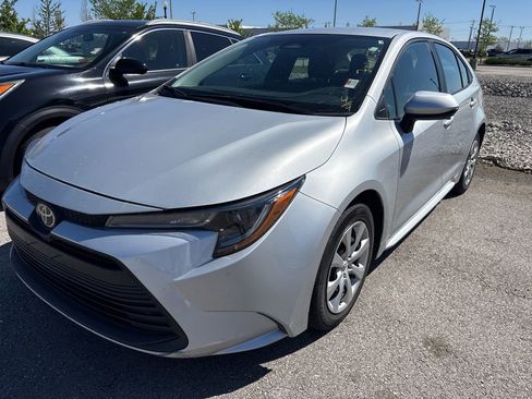 Used 2023 Toyota Corolla LE FWD image 6