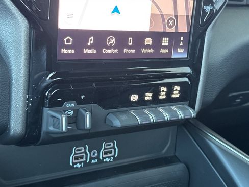 New 2026 RAM 2500 Big Horn AWD/4WD image 19