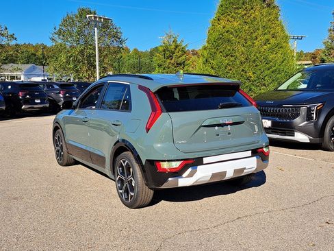 New 2025 Kia Niro EX Touring image 6