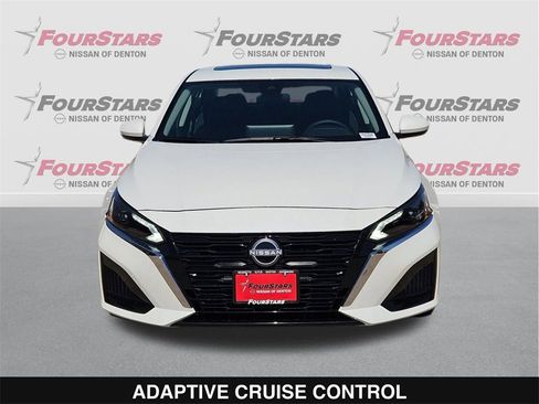 New 2025 Nissan Altima 2.5 SV image 10