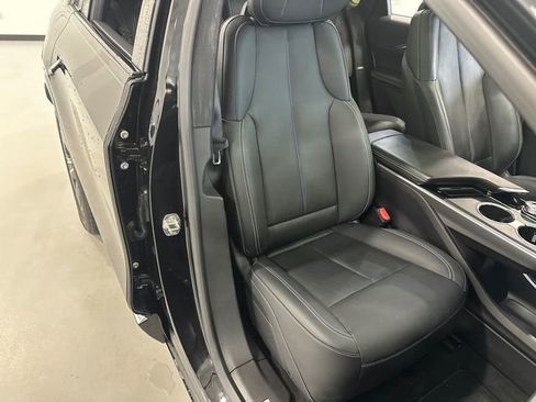 Used 2024 Cadillac Lyriq Luxury AWD/4WD image 28