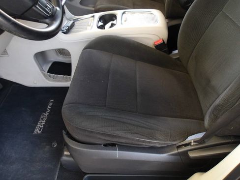 Used 2012 Dodge Grand Caravan SXT w/ Entertainment Group 1 image 19