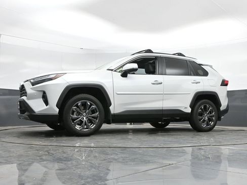 Used 2024 Toyota RAV4 Limited w/ Advanced Technology Package AWD/4WD image 44