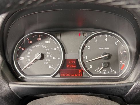 Used 2011 BMW 128i Coupe image 18