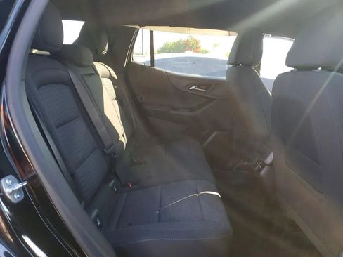 Used 2025 Chevrolet Equinox LT image 11