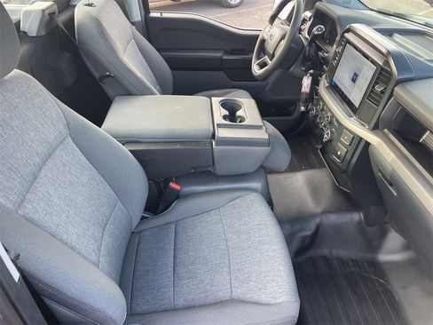 Used 2025 Ford F150 XL image 9