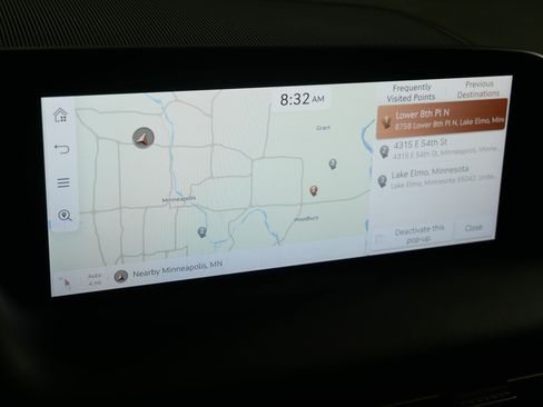 Certified 2025 Genesis G90 3.5T image 30