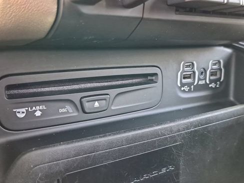 Used 2019 RAM 1500 Laramie AWD/4WD image 22