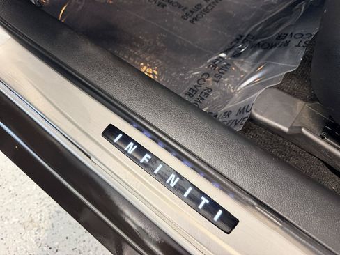 Used 2017 INFINITI QX50 2WD w/ Premium Plus Package image 15