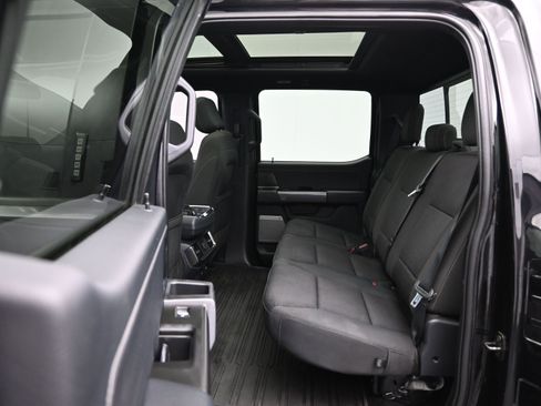 Used 2021 Ford F150 XLT w/ Equipment Group 302A High image 10